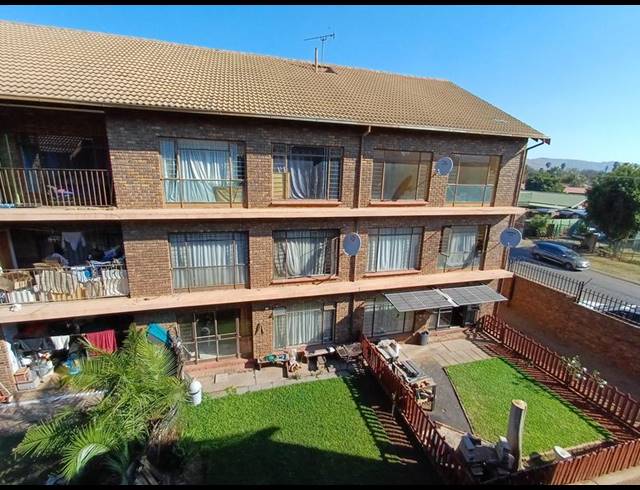 2 BEDROOM PROPERTY TO RENT IN CLAREMONT